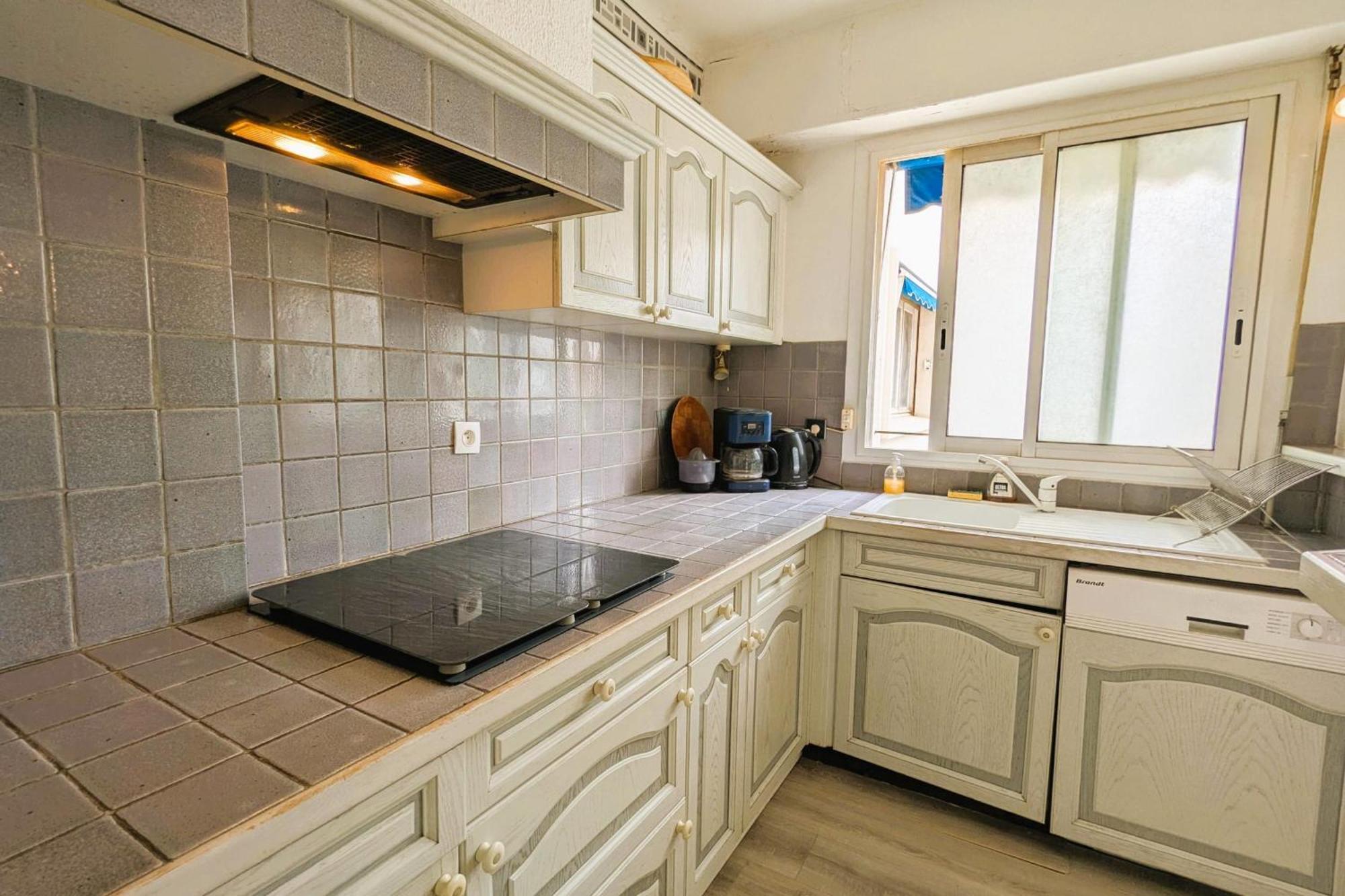 Comfortable 1 Bedroom - Center Appartement Hyères